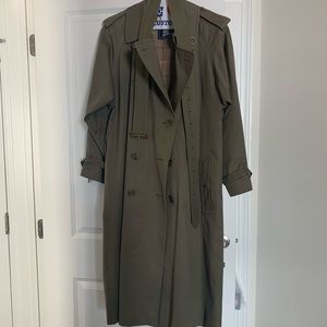 Burberry Vintage Men’s Trenchcoat